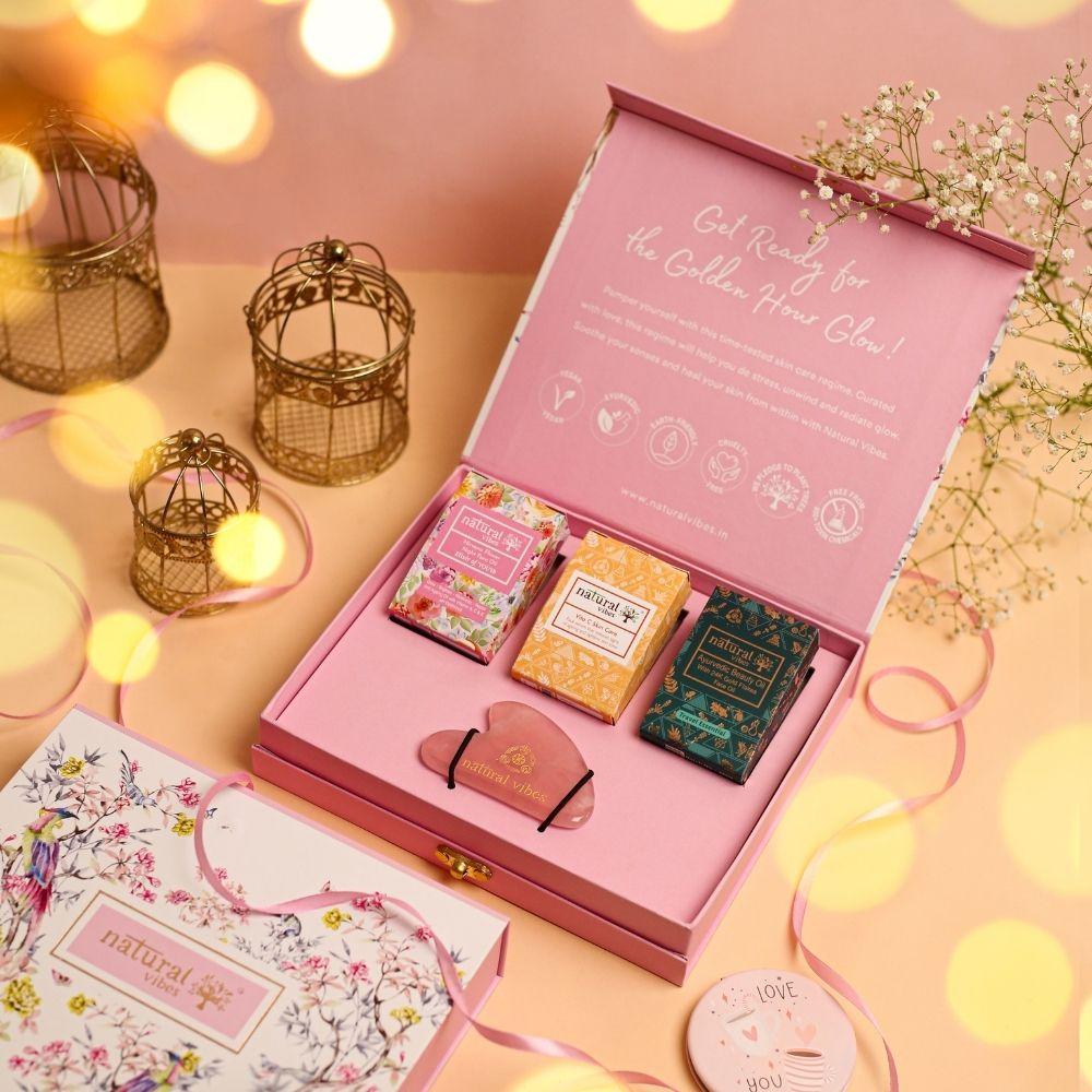 Deluxe Holiday Gift Set for Women